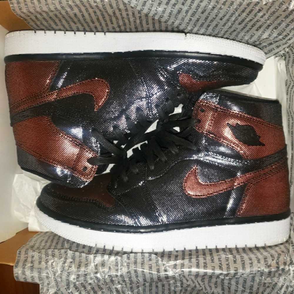 Women's Air Jordan 1 HI OG Fearless Metallic Rose Gold